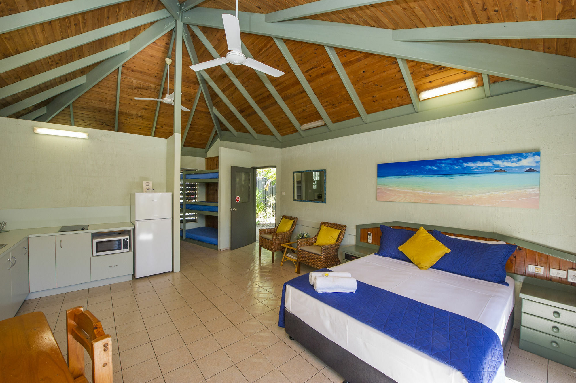 Island Leisure Resort Nelly Bay Экстерьер фото